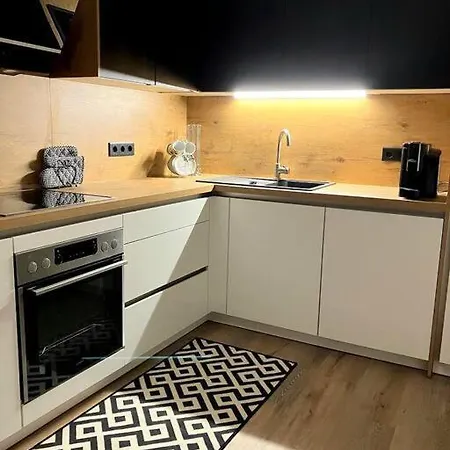 Semesterbostad Julia - Ossiacher