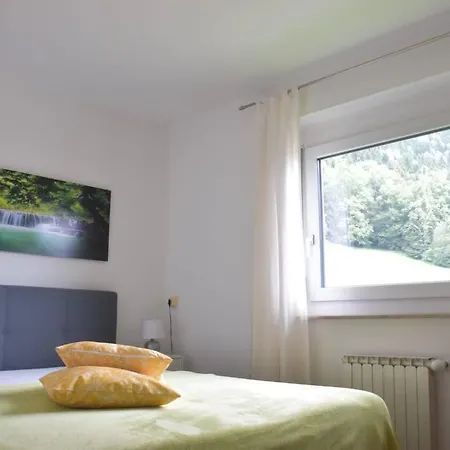 Semesterbostad Julia - Ossiacher