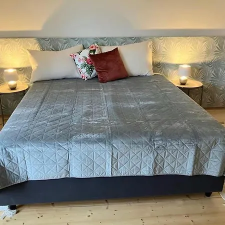 Julia - Ossiacher Sattendorf